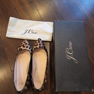 J Crew Pointy Toe Flat in Haircalf. Size 6M